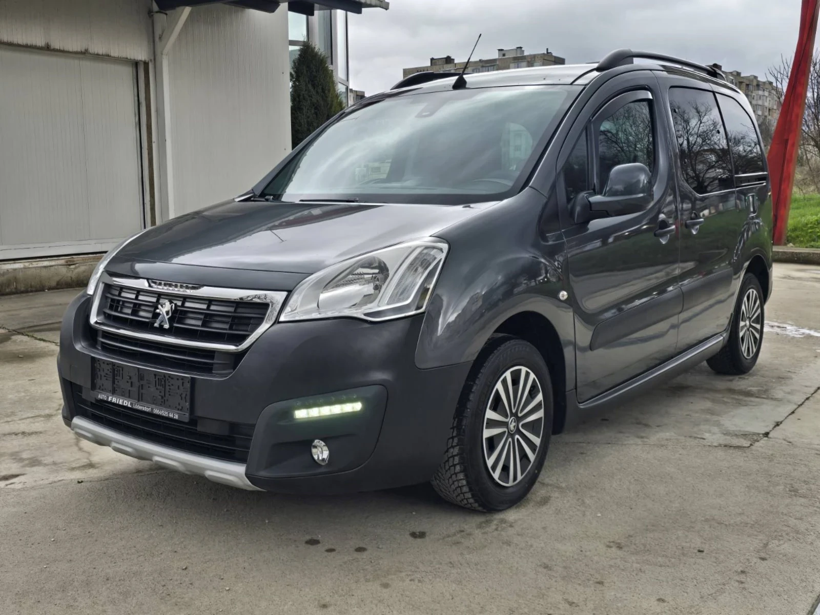 Peugeot Partner 1.6HDI NAVI