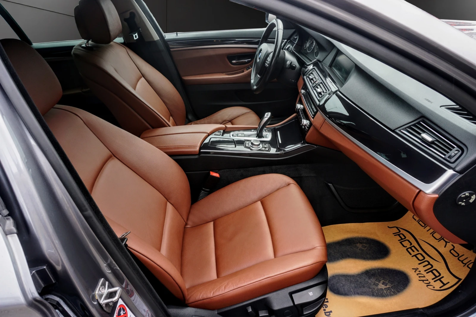 BMW 525 d TOURING XDRIVE AUTO, снимка 14 - Автомобили и джипове - 54205148