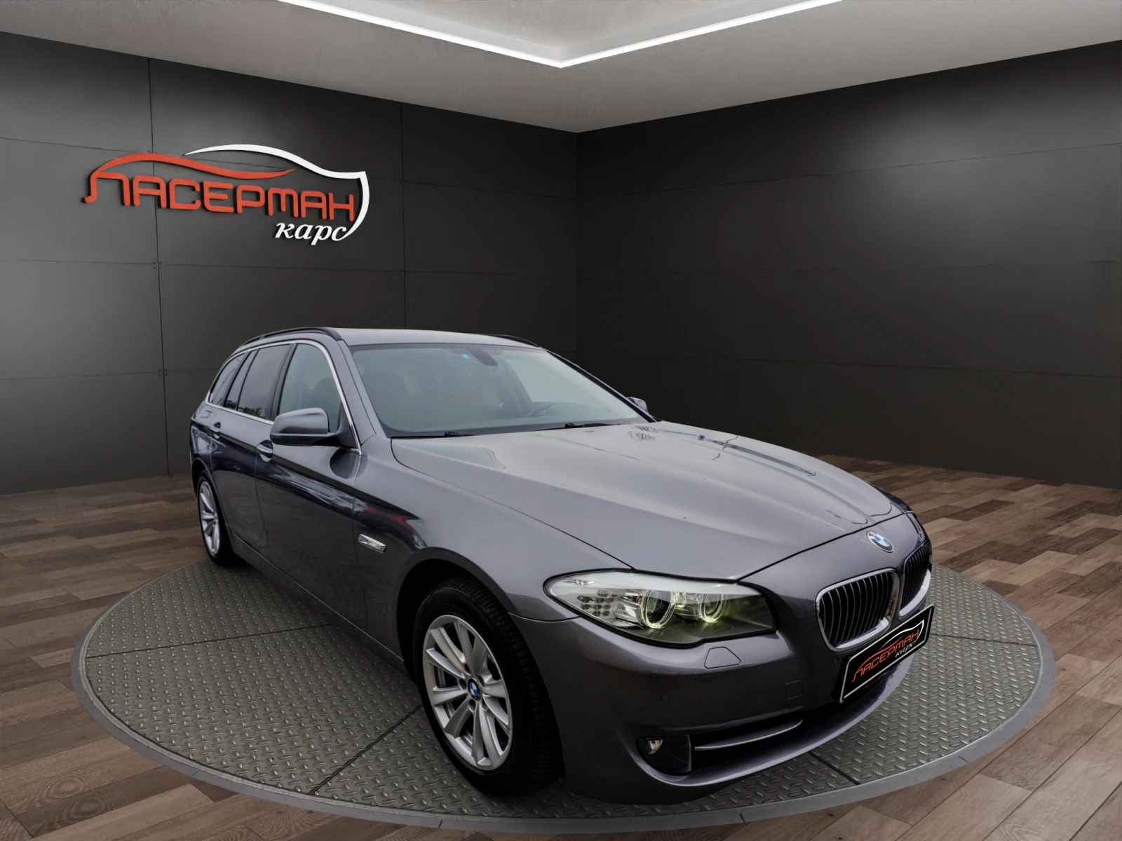 BMW 525 d TOURING XDRIVE AUTO, снимка 2 - Автомобили и джипове - 54205148
