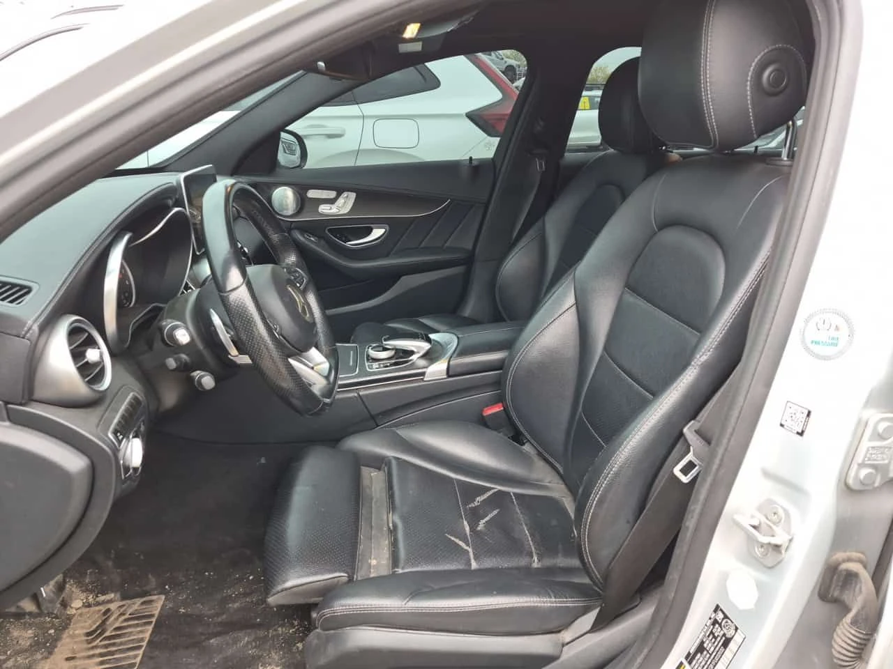 Mercedes-Benz C 400 ПОДГРЕВ * ШИБИДАХ * ОТ ПРЕДСТАВИТЕЛСТВО, снимка 7 - Автомобили и джипове - 54383807