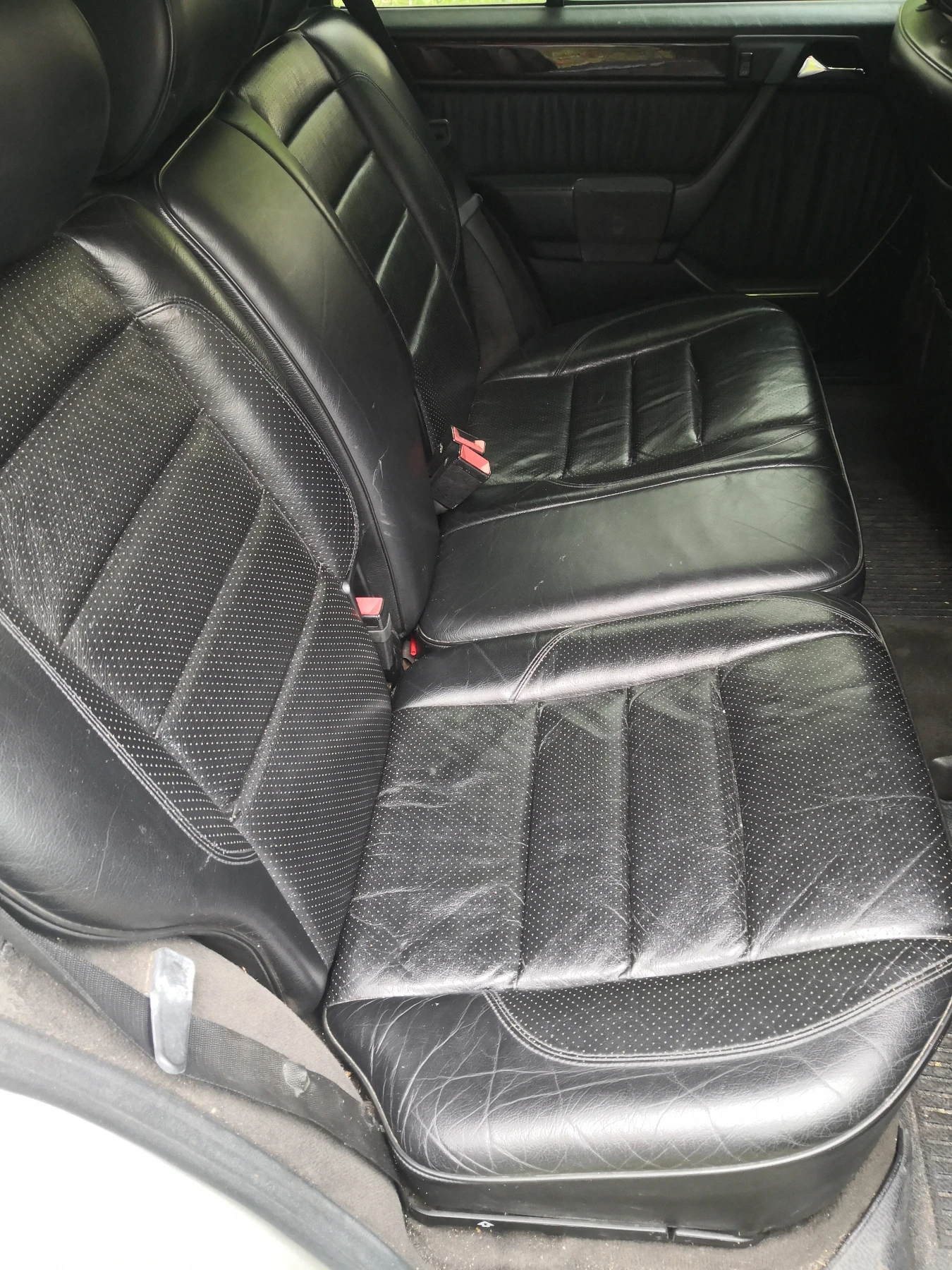 Mercedes-Benz E 320 Sportline , снимка 14 - Автомобили и джипове - 54589739