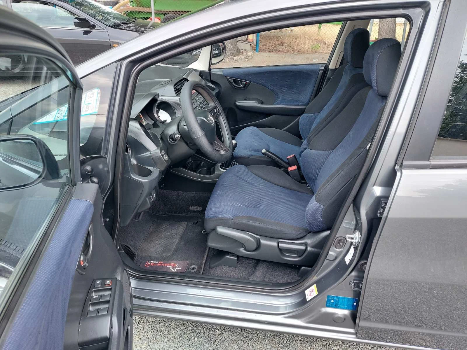 Honda Jazz 1.4i, ��� ����� | Mobile.bg � ����������� 8