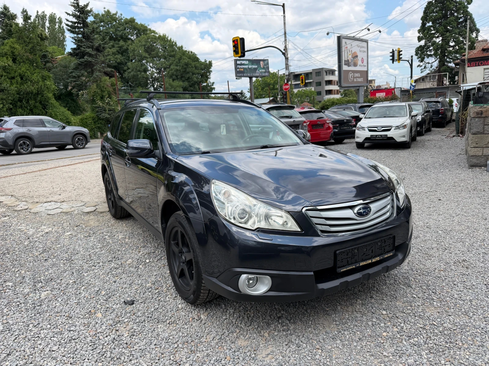 Subaru Outback 2.5 Ръчна Кутия, снимка 3 - Автомобили и джипове - 55179010