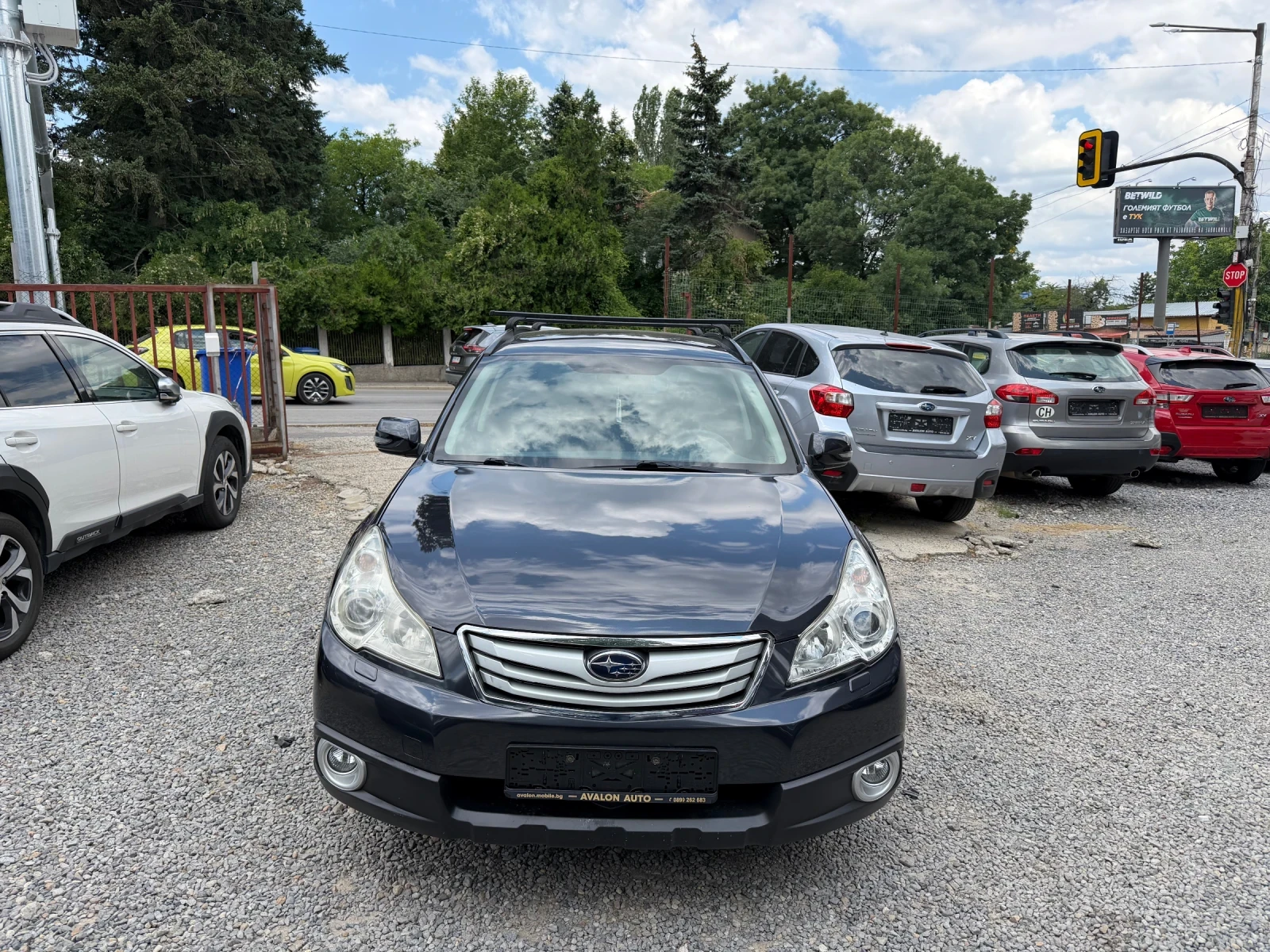 Subaru Outback 2.5 Ръчна Кутия, снимка 2 - Автомобили и джипове - 55179010