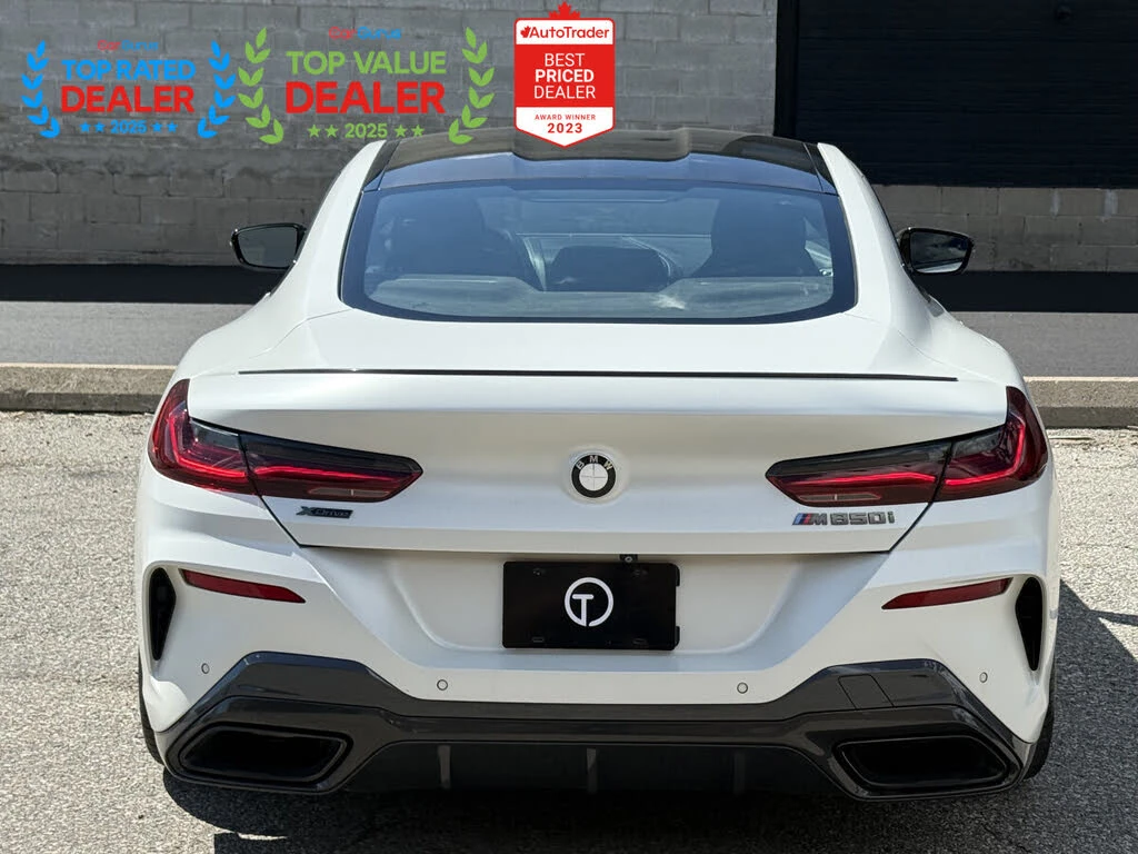 BMW 850 i xDrive M SPORT* BOWERS & WILKINS* DISTRONIC* 360, снимка 6 - Автомобили и джипове - 55441239