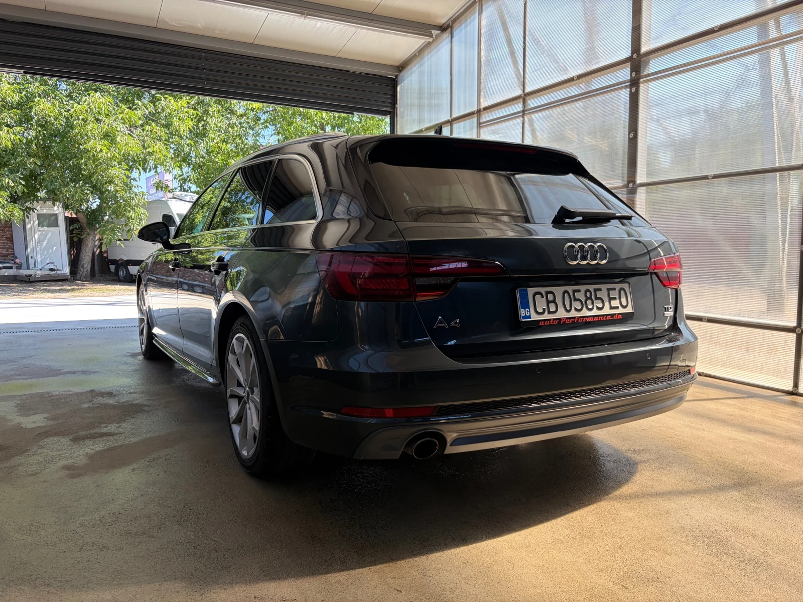 Audi A4, снимка 5 - Автомобили и джипове - 55467830