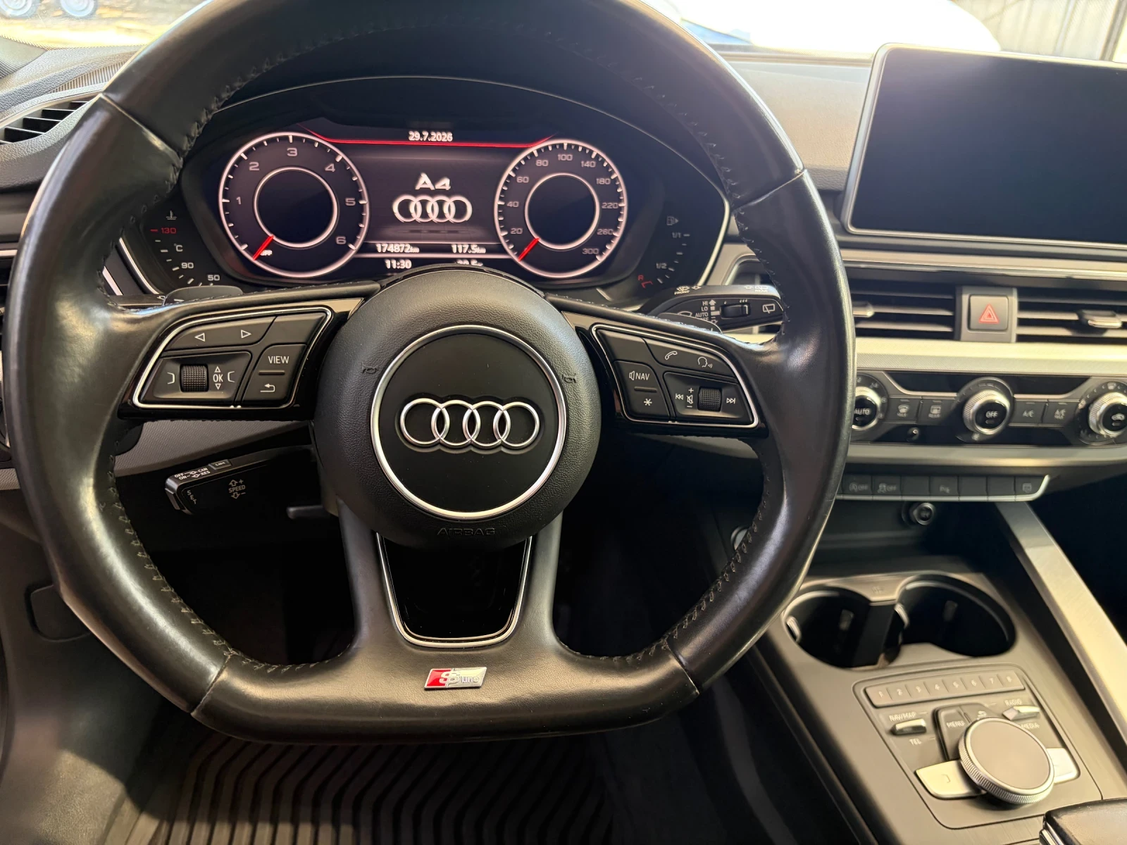 Audi A4, снимка 7 - Автомобили и джипове - 55467830