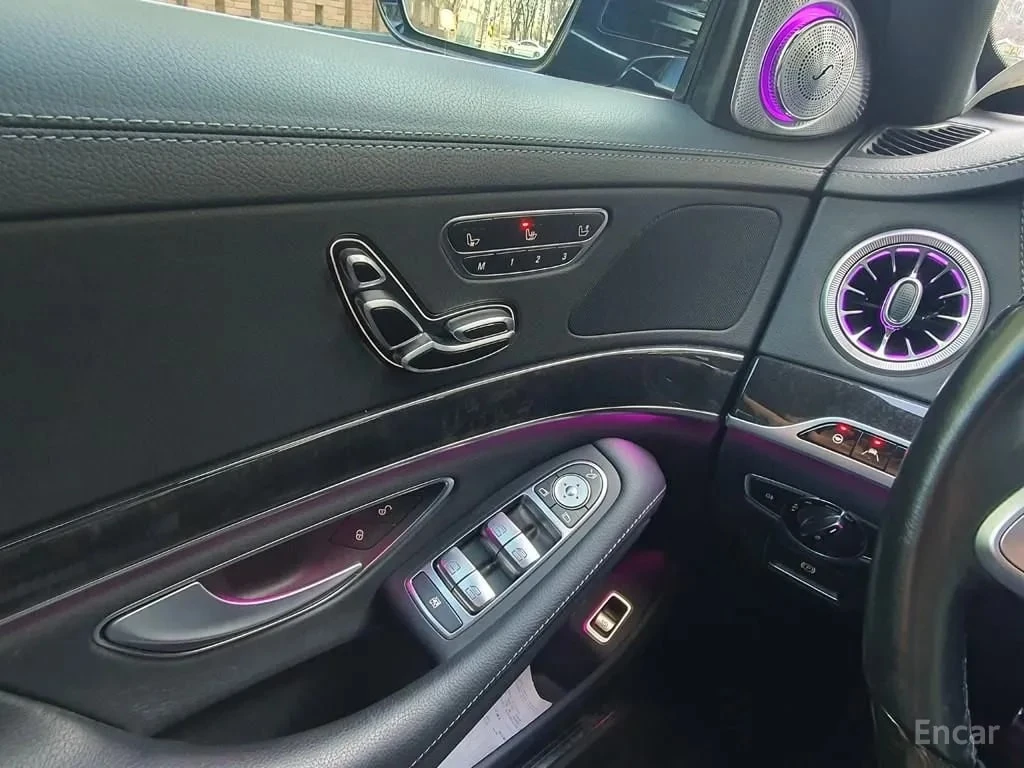 Mercedes-Benz S 350 АМГ ПАКЕ/4MATIC/ДИСТРОНИК/ОБДУХ/ХЕДЪП/МАСАЖИ/, снимка 13 - Автомобили и джипове - 55832648