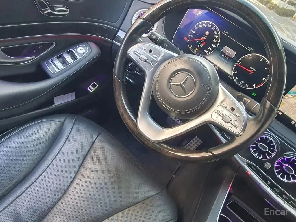 Mercedes-Benz S 350 АМГ ПАКЕ/4MATIC/ДИСТРОНИК/ОБДУХ/ХЕДЪП/МАСАЖИ/, снимка 17 - Автомобили и джипове - 55832648