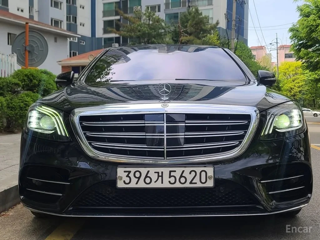Mercedes-Benz S 350 АМГ ПАКЕ/4MATIC/ДИСТРОНИК/ОБДУХ/ХЕДЪП/МАСАЖИ/, снимка 3 - Автомобили и джипове - 55832648