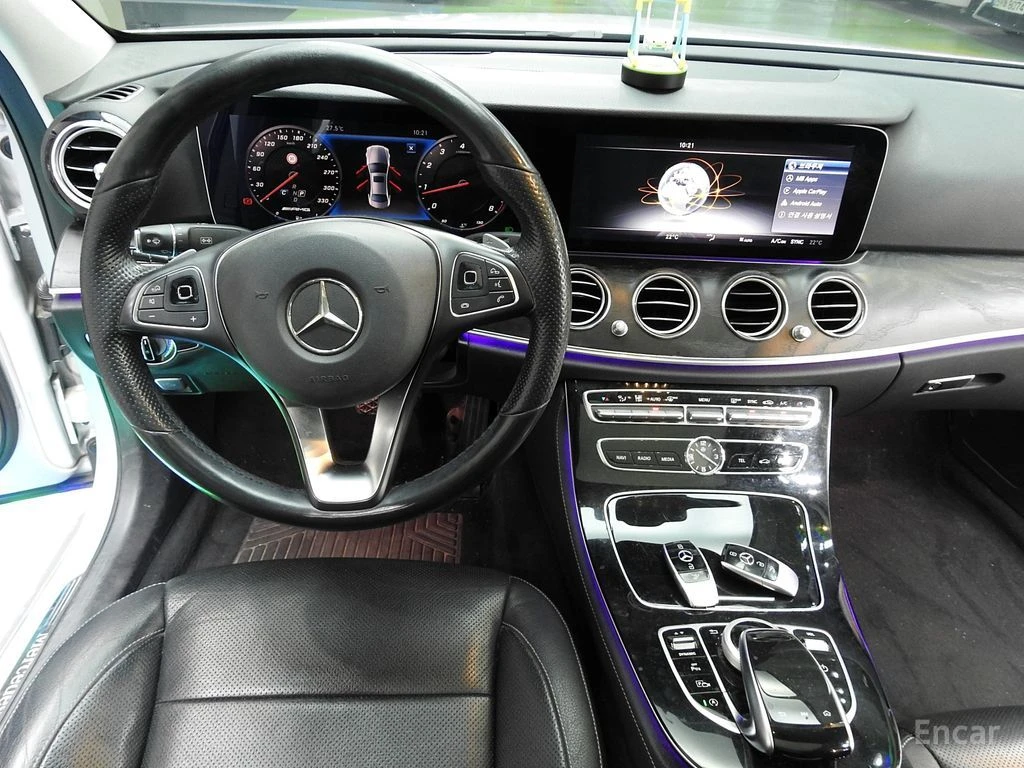 Mercedes-Benz E 300 ДИГИТАЛНО* ТАБЛО* ОБДУХВАНЕ* 360КАМЕРА* ПАНОРАМА* , снимка 6 - Автомобили и джипове - 55971677