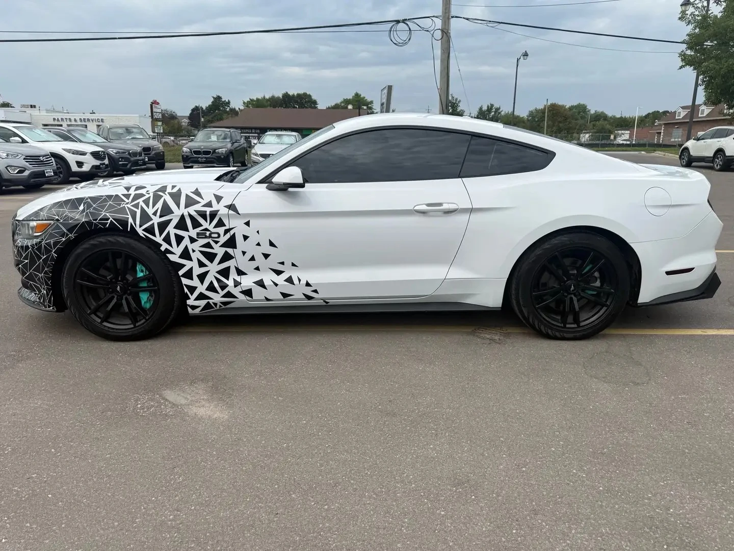 Ford Mustang Fastback GT 5.0* КОЖА* КАМЕРА* CLEANCARFAX, снимка 3 - Автомобили и джипове - 56041817