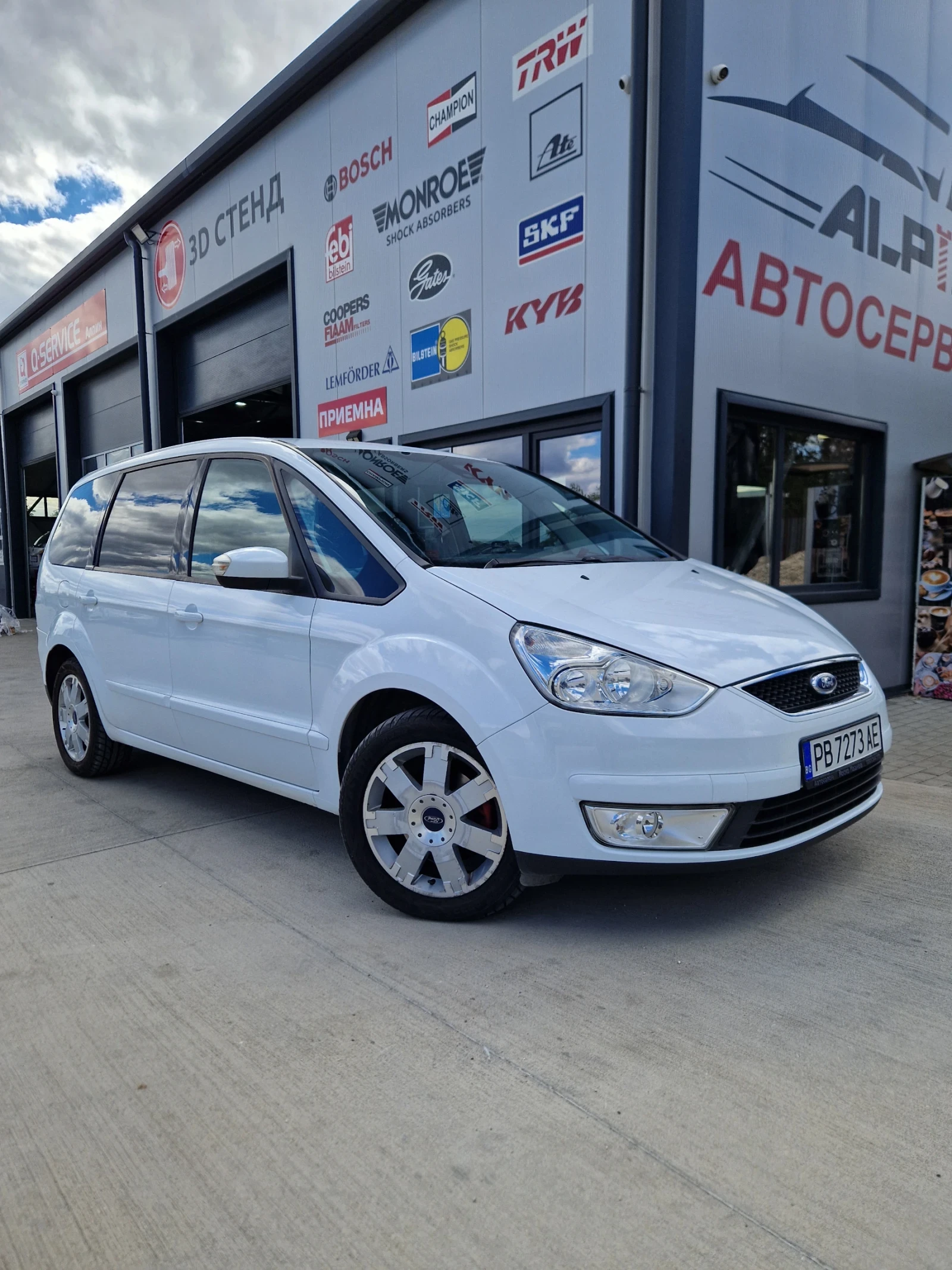 Ford Galaxy 2.0 tdci, 6+ 1м, снимка 6 - Автомобили и джипове - 56183651