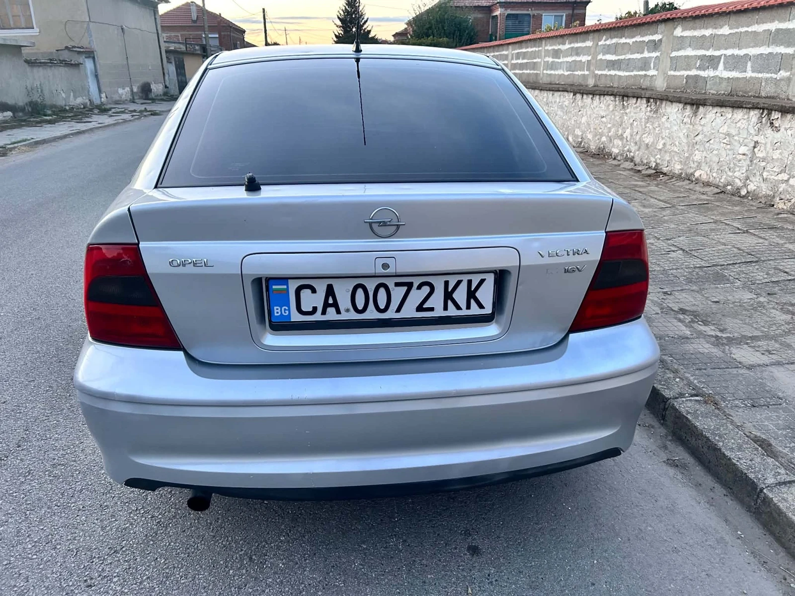 Opel Vectra 1.6 Бензин, снимка 6 - Автомобили и джипове - 56297249