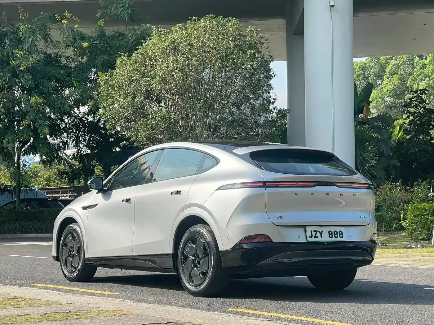 Xpeng G6, снимка 5 - Автомобили и джипове - 56727350