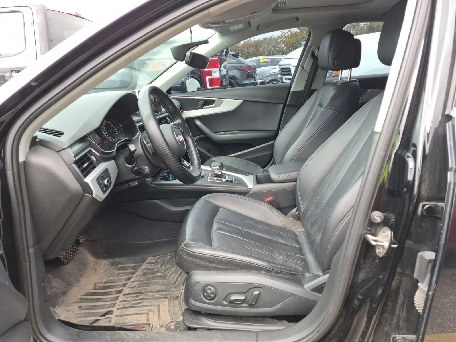 Audi A4, снимка 8 - Автомобили и джипове - 56739795