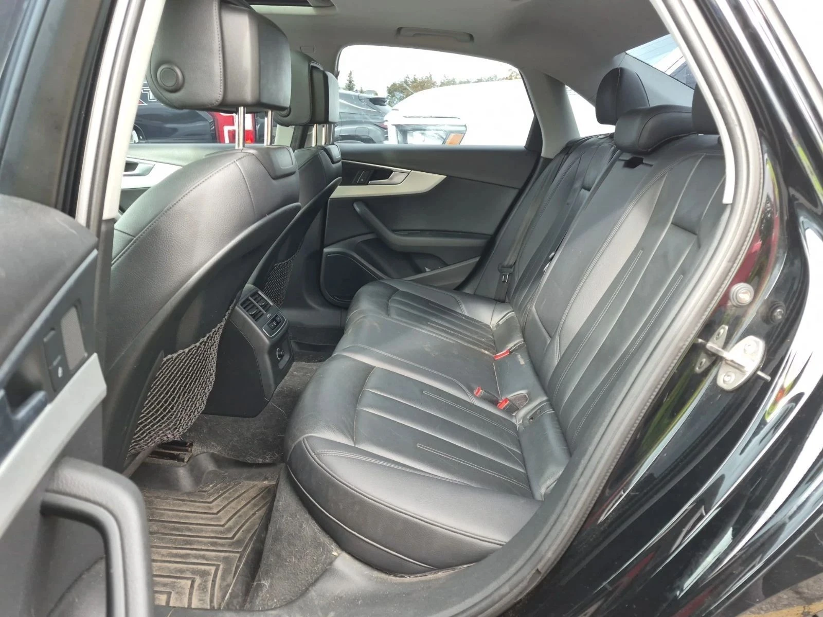 Audi A4, снимка 12 - Автомобили и джипове - 56739795