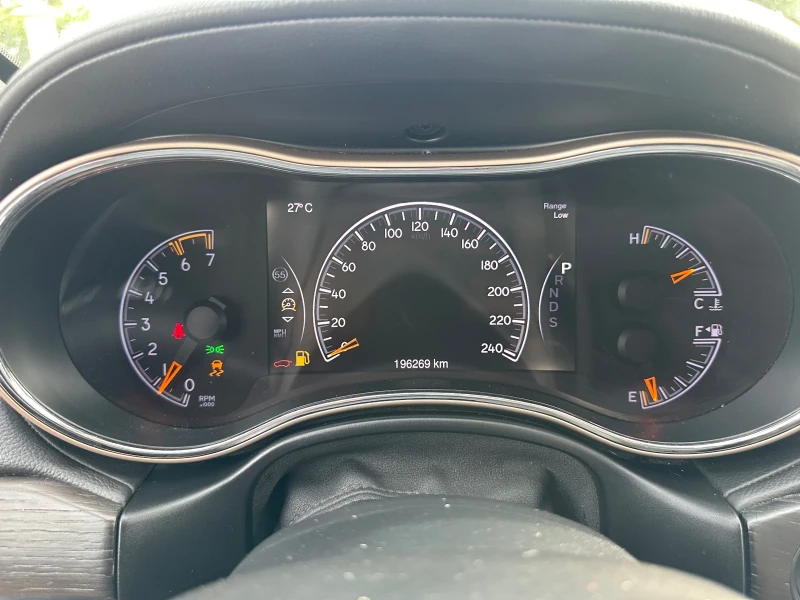 Jeep Grand cherokee 5.7 HEMI, снимка 11 - Автомобили и джипове - 51518227