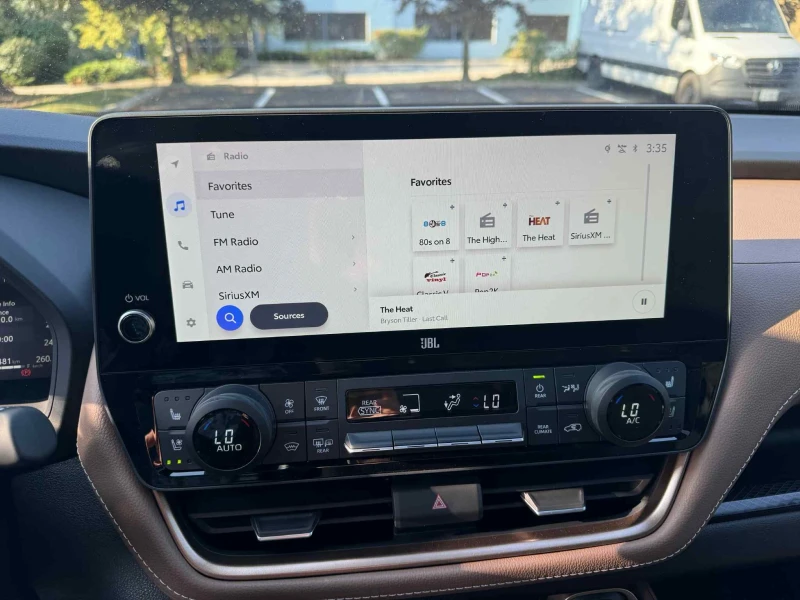 Toyota Highlander Grand Platinum Hybrid MAX 7-местен 9/2025, снимка 15 - Автомобили и джипове - 52345822