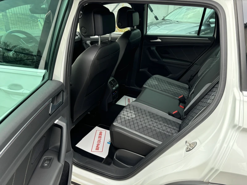 VW Tiguan R-LINE 2.0TDI, снимка 16 - Автомобили и джипове - 52646440
