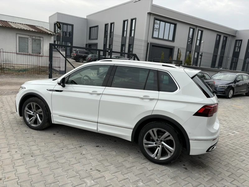 VW Tiguan R-LINE 2.0TDI, снимка 5 - Автомобили и джипове - 52646440