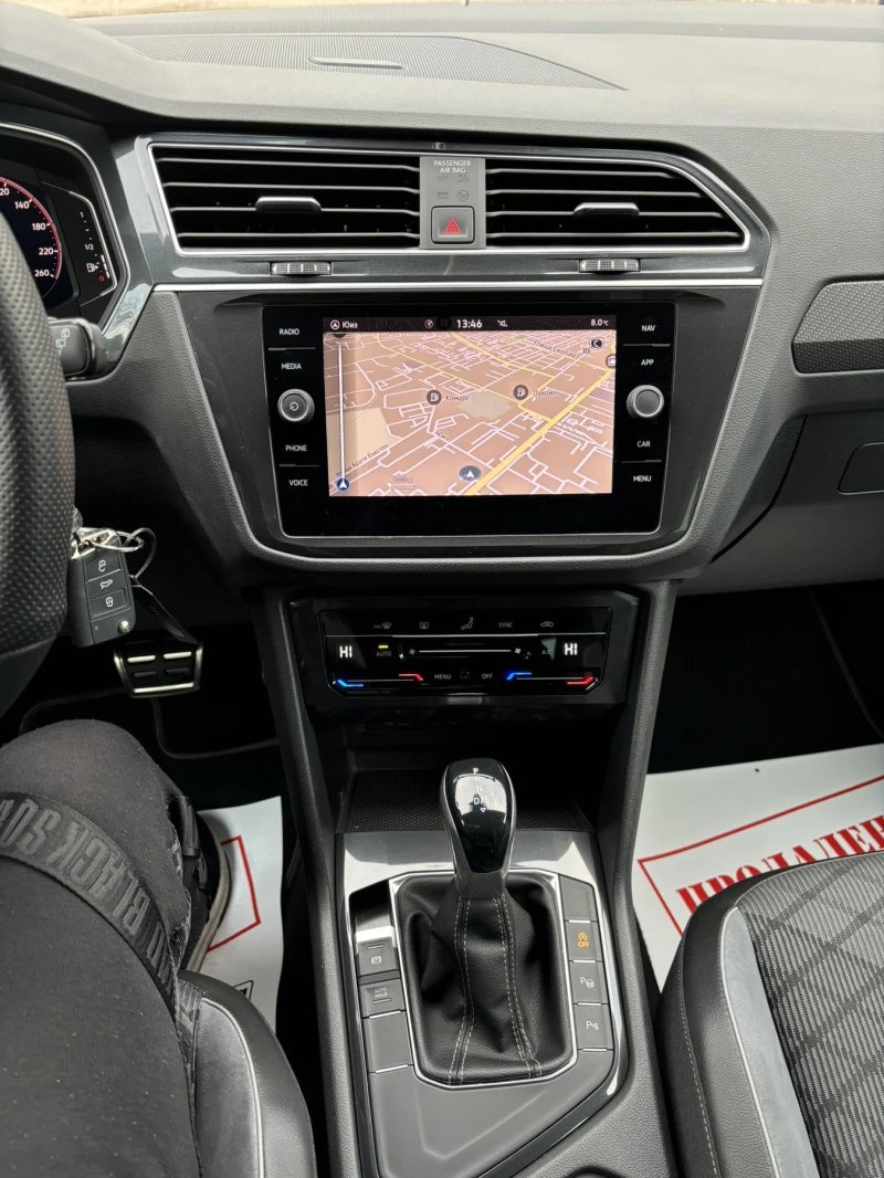 VW Tiguan R-LINE 2.0TDI, снимка 14 - Автомобили и джипове - 52646440