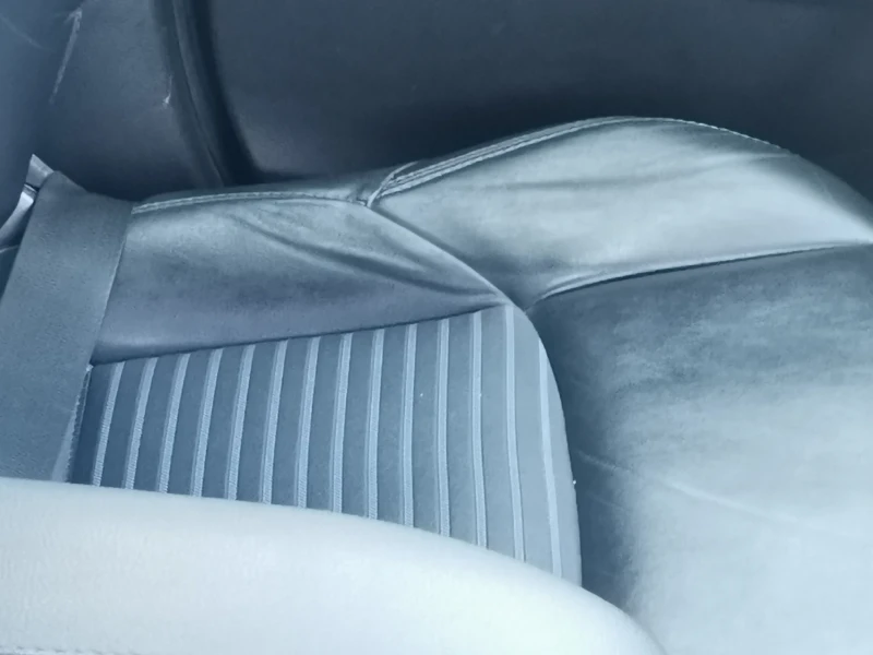 Toyota Rav4, снимка 12 - Автомобили и джипове - 53246869