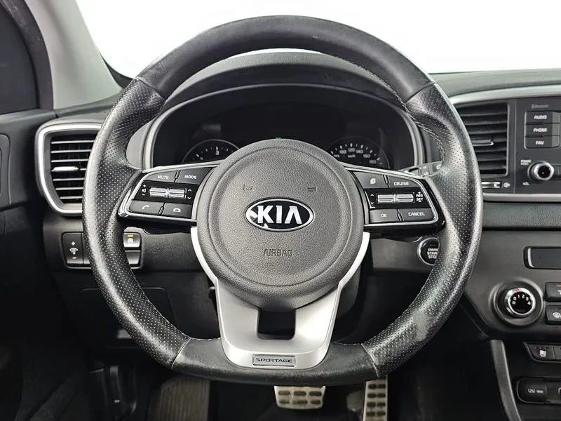Kia Sportage The Bold Diesel 1.6 2Wd Trendy, снимка 13 - Автомобили и джипове - 55144011