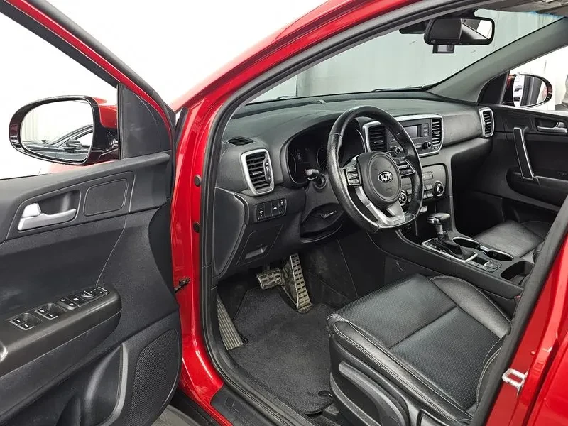 Kia Sportage The Bold Diesel 1.6 2Wd Trendy, снимка 10 - Автомобили и джипове - 55144011