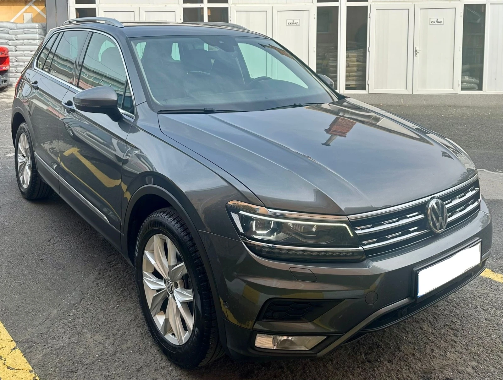 VW Tiguan 190кс| 2.0TDI| LED| 4х4| DIST| OFFROAD|  - изображение 5