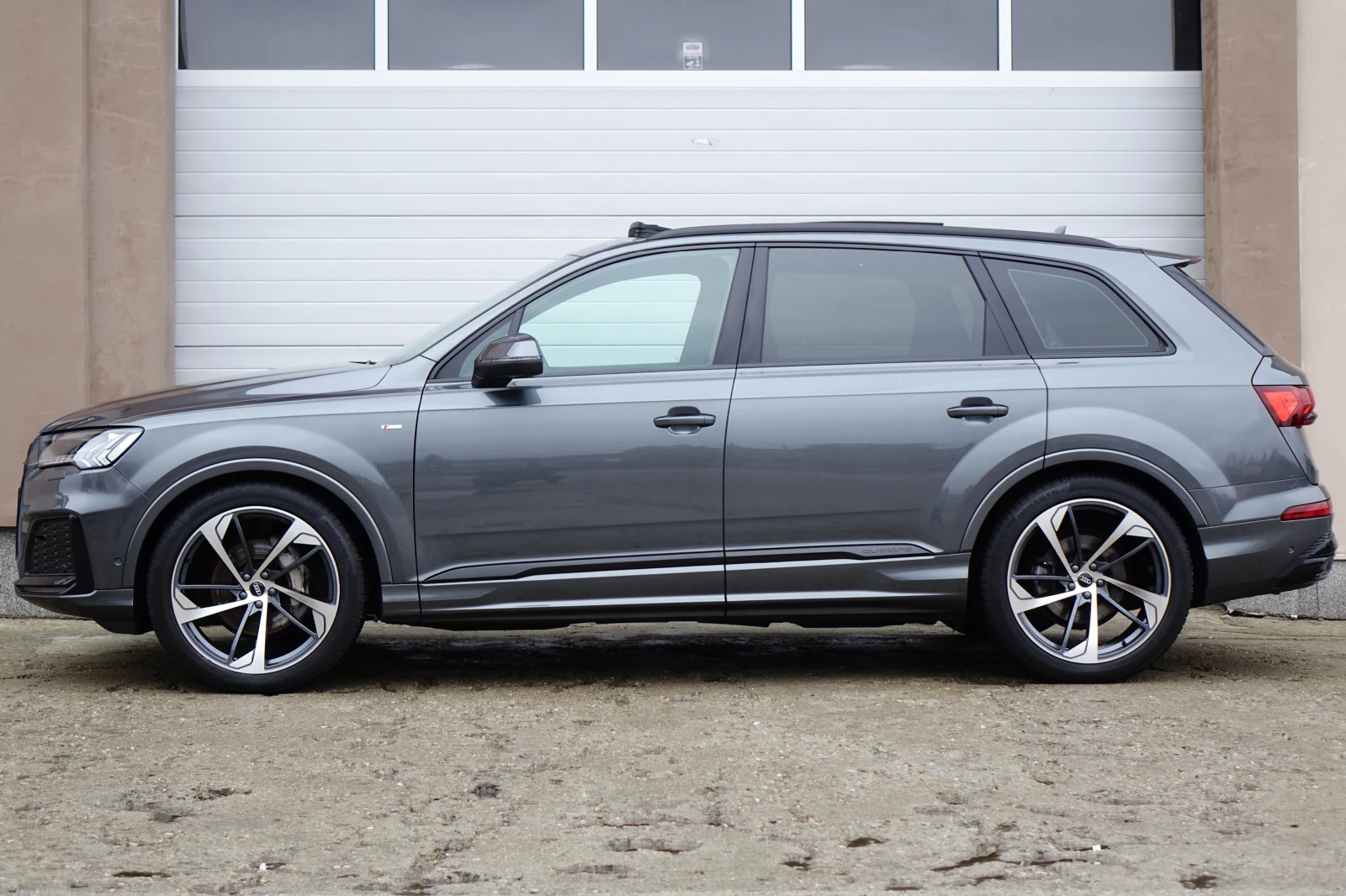 Audi Q7 5.0TDI* 2XS-LINE* HD MATRIX* PANO*  - изображение 3