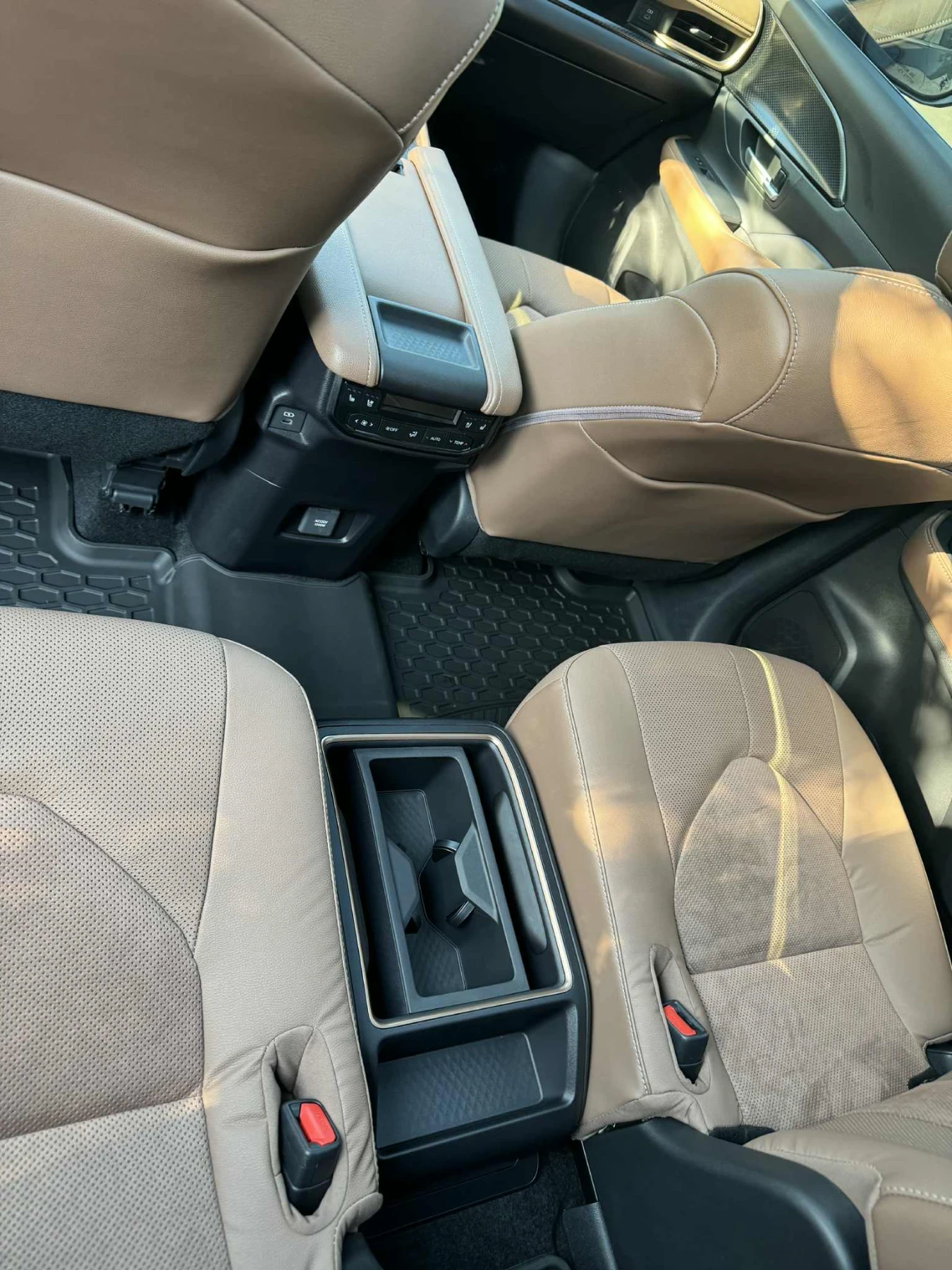 Toyota Highlander Grand Platinum Hybrid MAX 7- 9/2025 | Mobile.bg   11