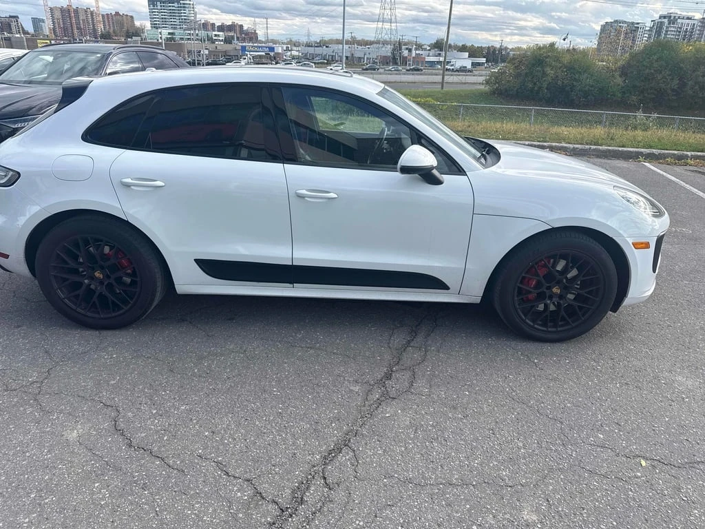 Porsche Macan * GTS * CARFAX * БЕЗ ПЪРВОНАЧАЛНА ВНОСКА - изображение 3