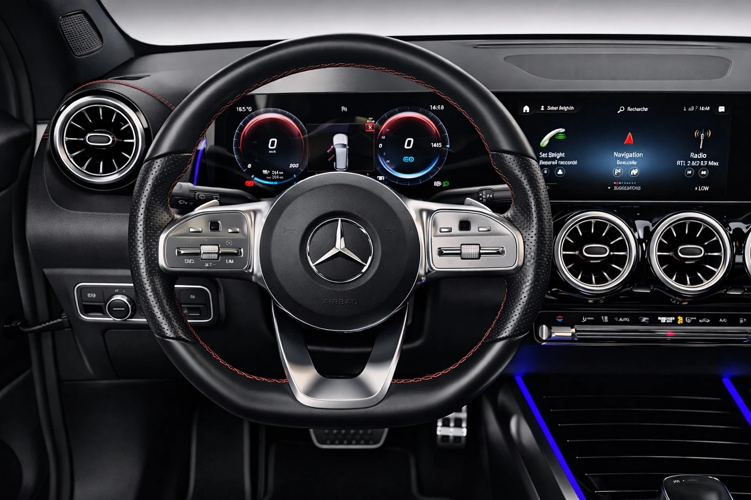 Mercedes-Benz GLB GLB 200d 150ch AMG Line 8G DCT, снимка 3 - Автомобили и джипове - 54067316