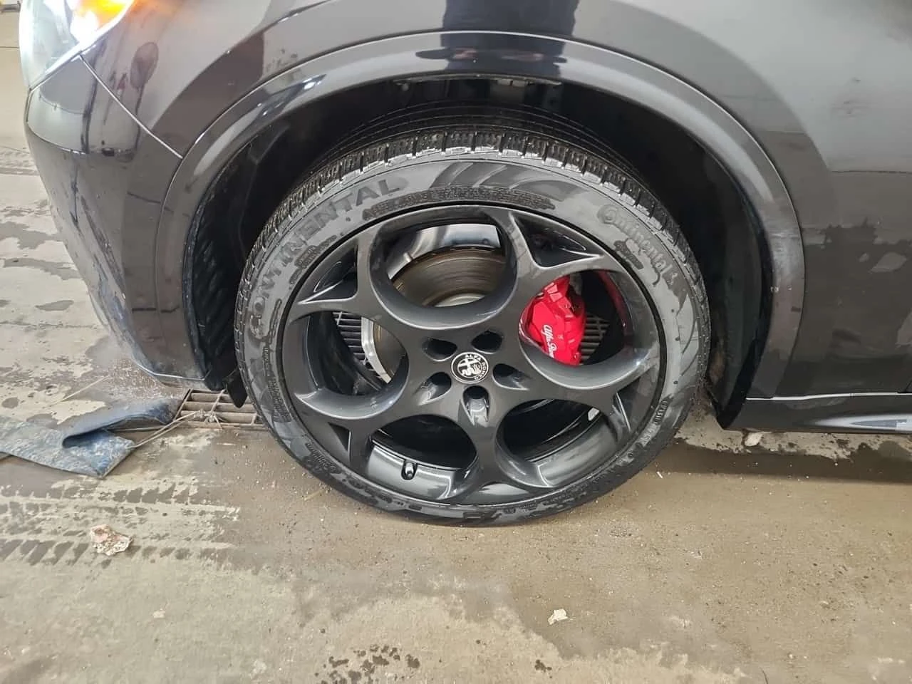 Alfa Romeo Stelvio * VELOCE * ДИСТРОНИК* ПОДГРЕВ* ПАНОРАМА* , снимка 7 - Автомобили и джипове - 54121881