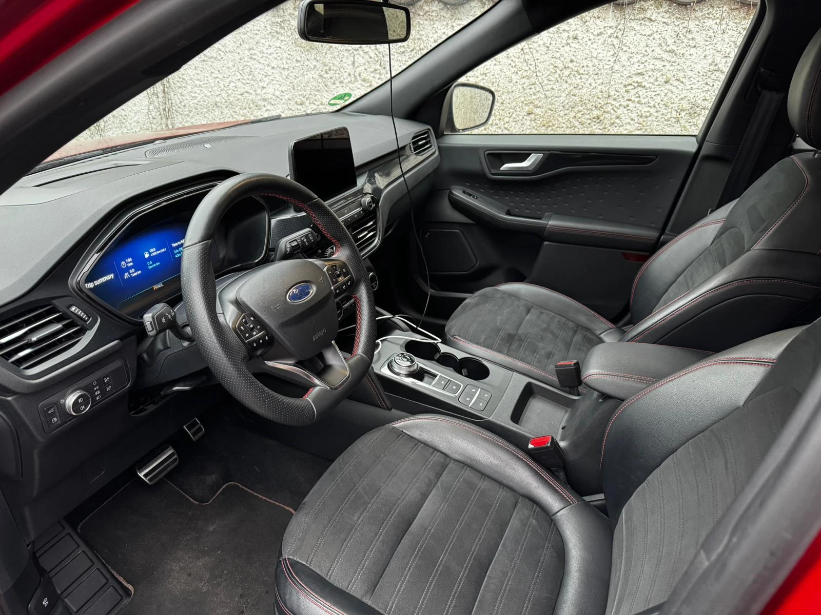 Ford Kuga 2.5 Duratec PHEV 225 HP, снимка 3 - Автомобили и джипове - 54181586