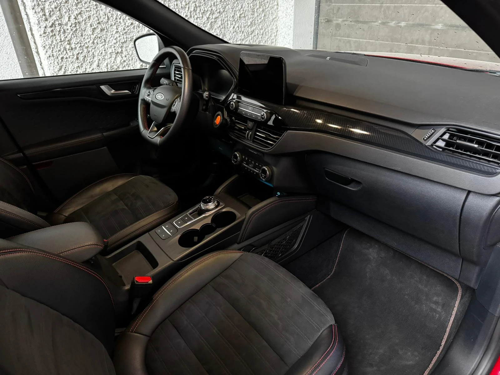 Ford Kuga 2.5 Duratec PHEV 225 HP, снимка 4 - Автомобили и джипове - 54181586