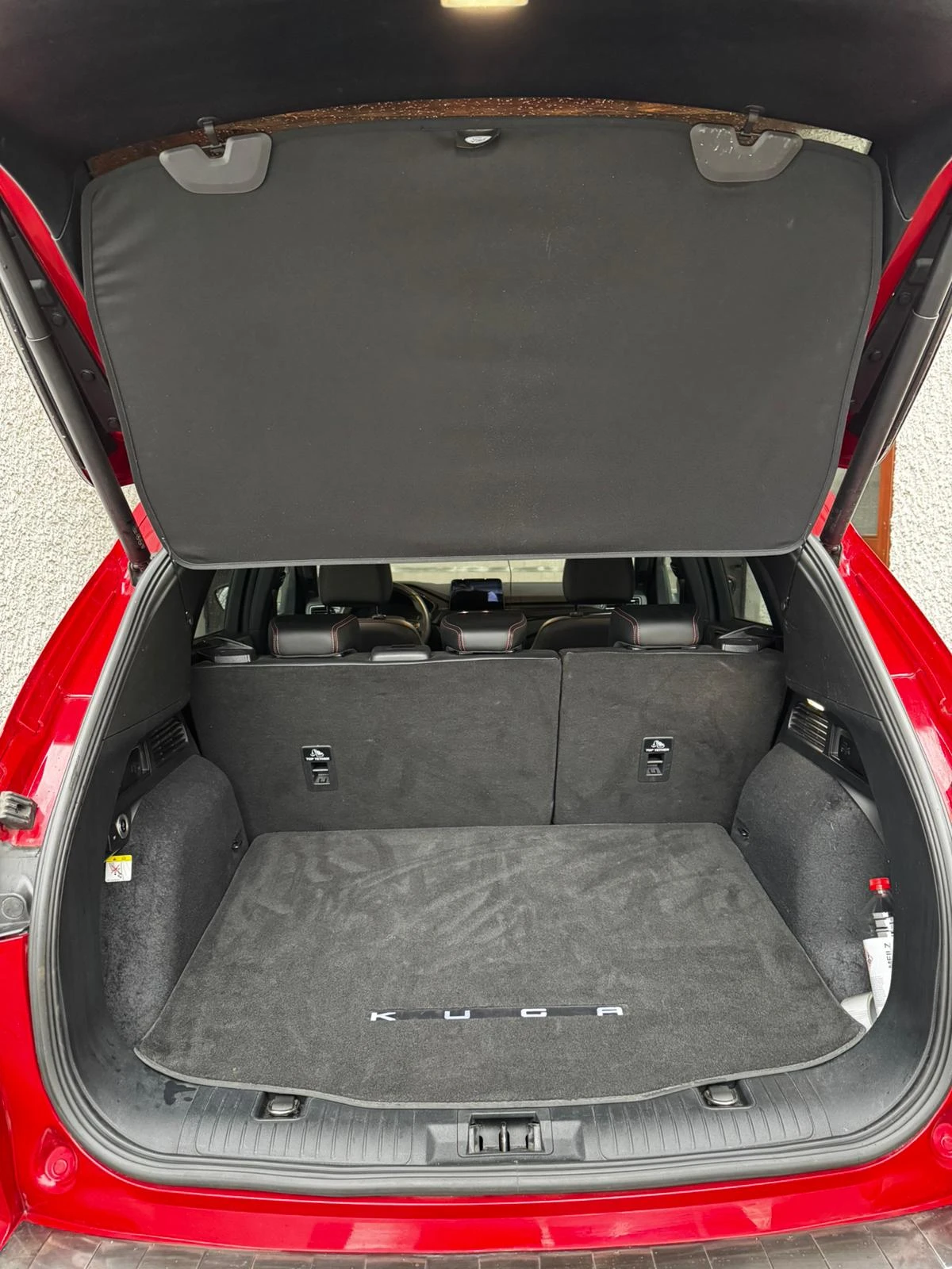 Ford Kuga 2.5 Duratec PHEV 225 HP, снимка 5 - Автомобили и джипове - 54181586