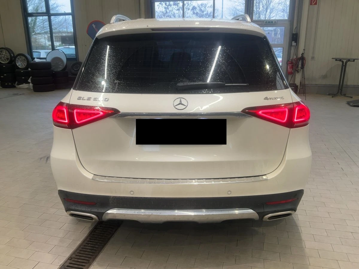 Mercedes-Benz GLE 580 4Matic 360/Head-up/Сервизна история, снимка 3 - Автомобили и джипове - 54207723