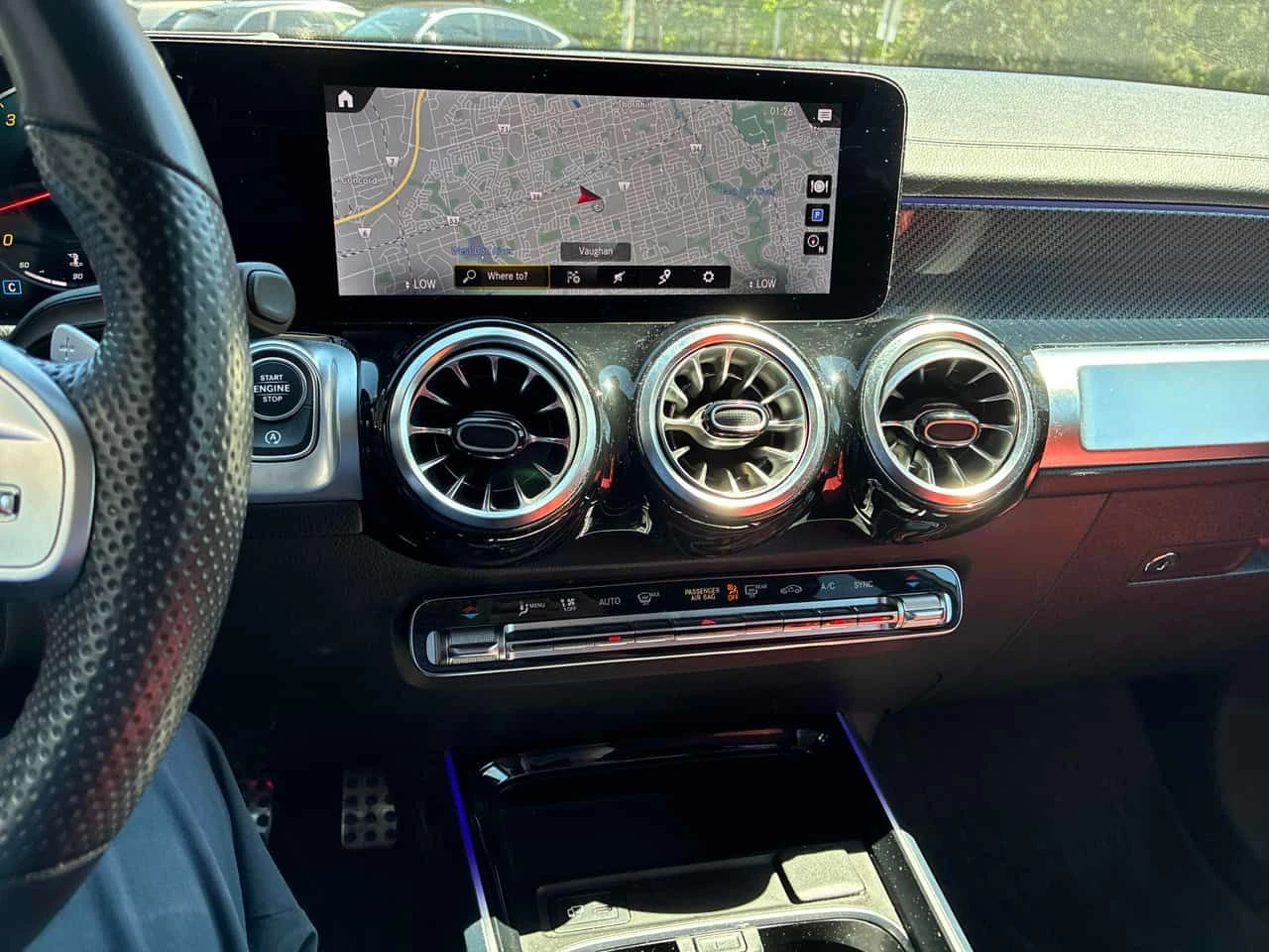 Mercedes-Benz GLB 250 ДИСТРОНИК/ОБДУХВАНЕ/ПАНОРАМА/360/OT MERCEDES, снимка 9 - Автомобили и джипове - 54656019