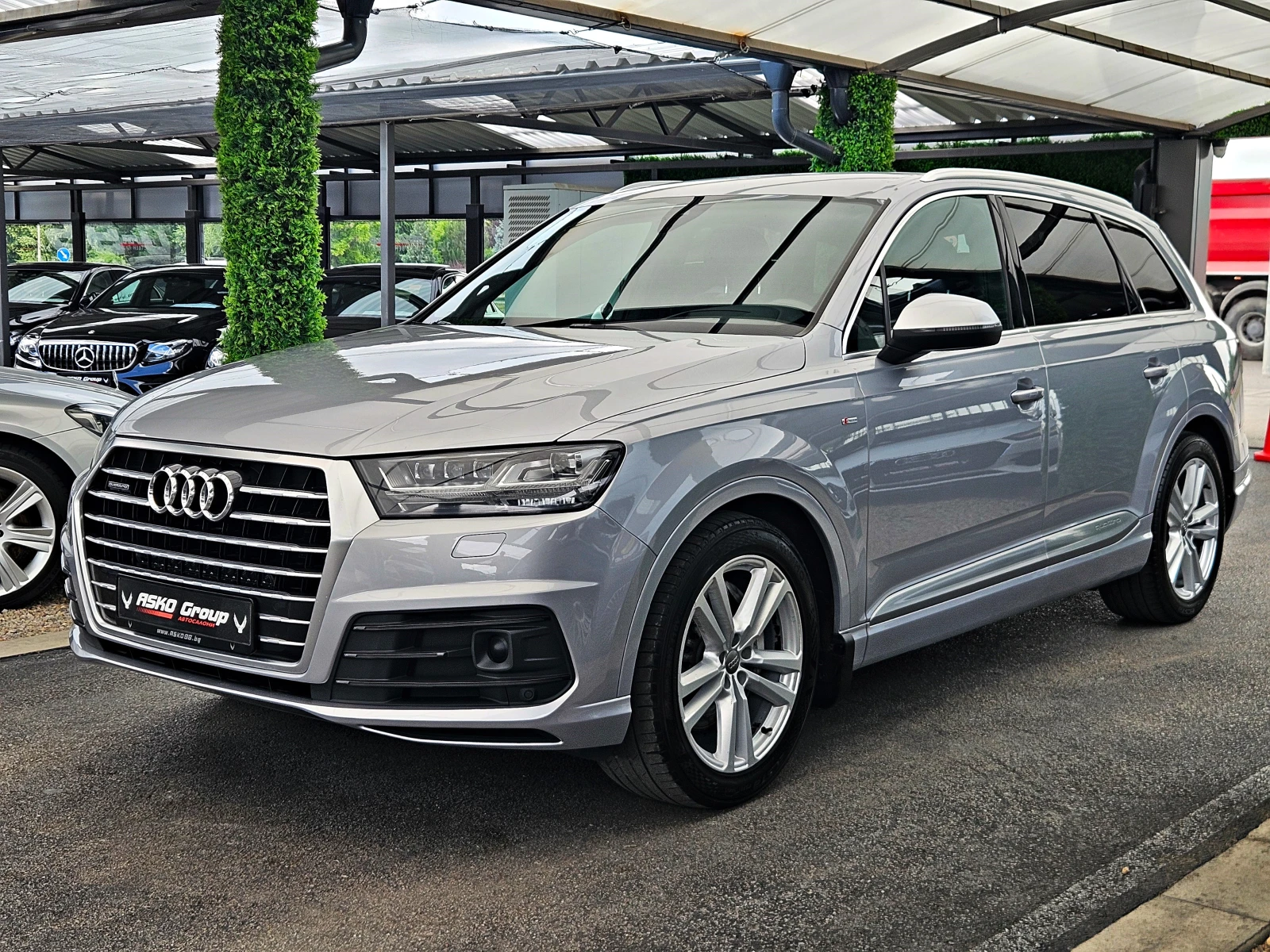 Audi Q7 S-LINE/7MESTA/TV/САМОПАРКИРАНЕ/DISTR/HUD/NIGHT/LIZ