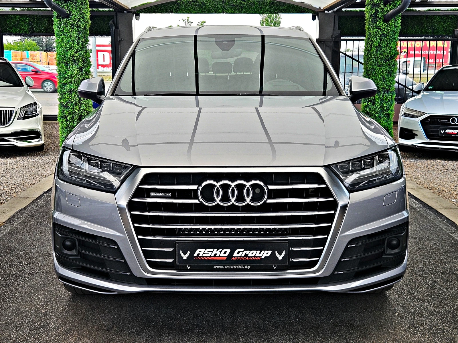 Audi Q7 S-LINE/7MESTA/TV/САМОПАРКИРАНЕ/DISTR/HUD/NIGHT/LIZ, снимка 2 - Автомобили и джипове - 55031174