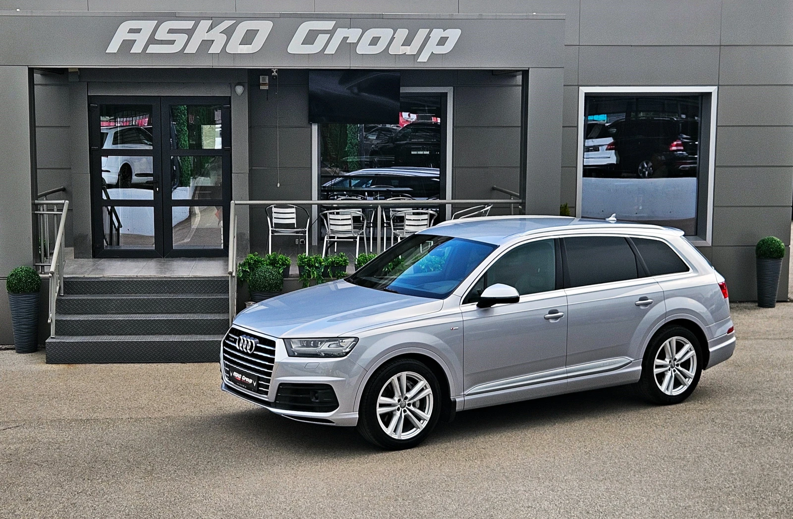Audi Q7 S-LINE/7MESTA/TV/САМОПАРКИРАНЕ/DISTR/HUD/NIGHT/LIZ, снимка 17 - Автомобили и джипове - 55031174