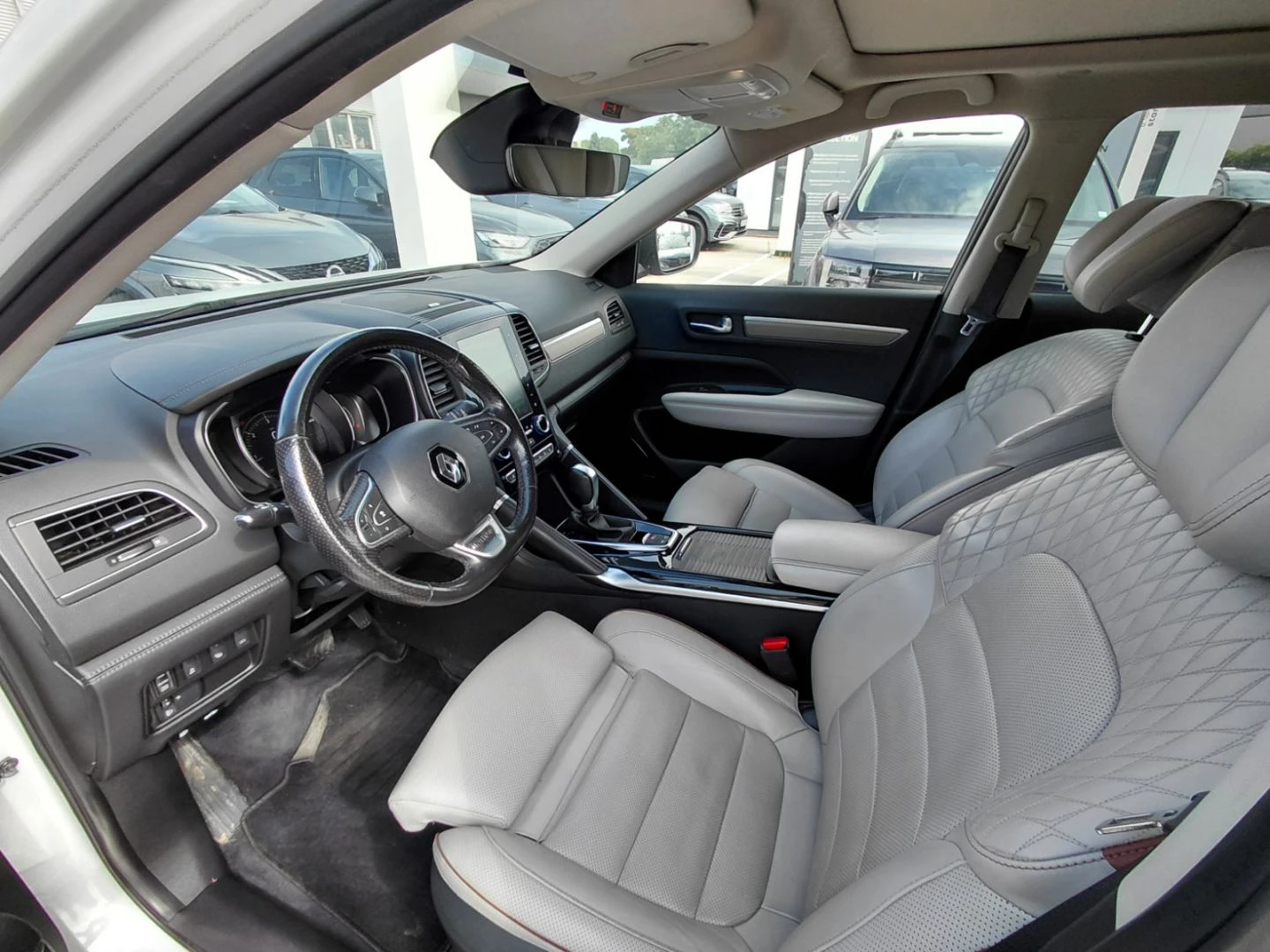 Renault Koleos 2.0 dCi/190к.с./Initiale Paris, снимка 7 - Автомобили и джипове - 55133949