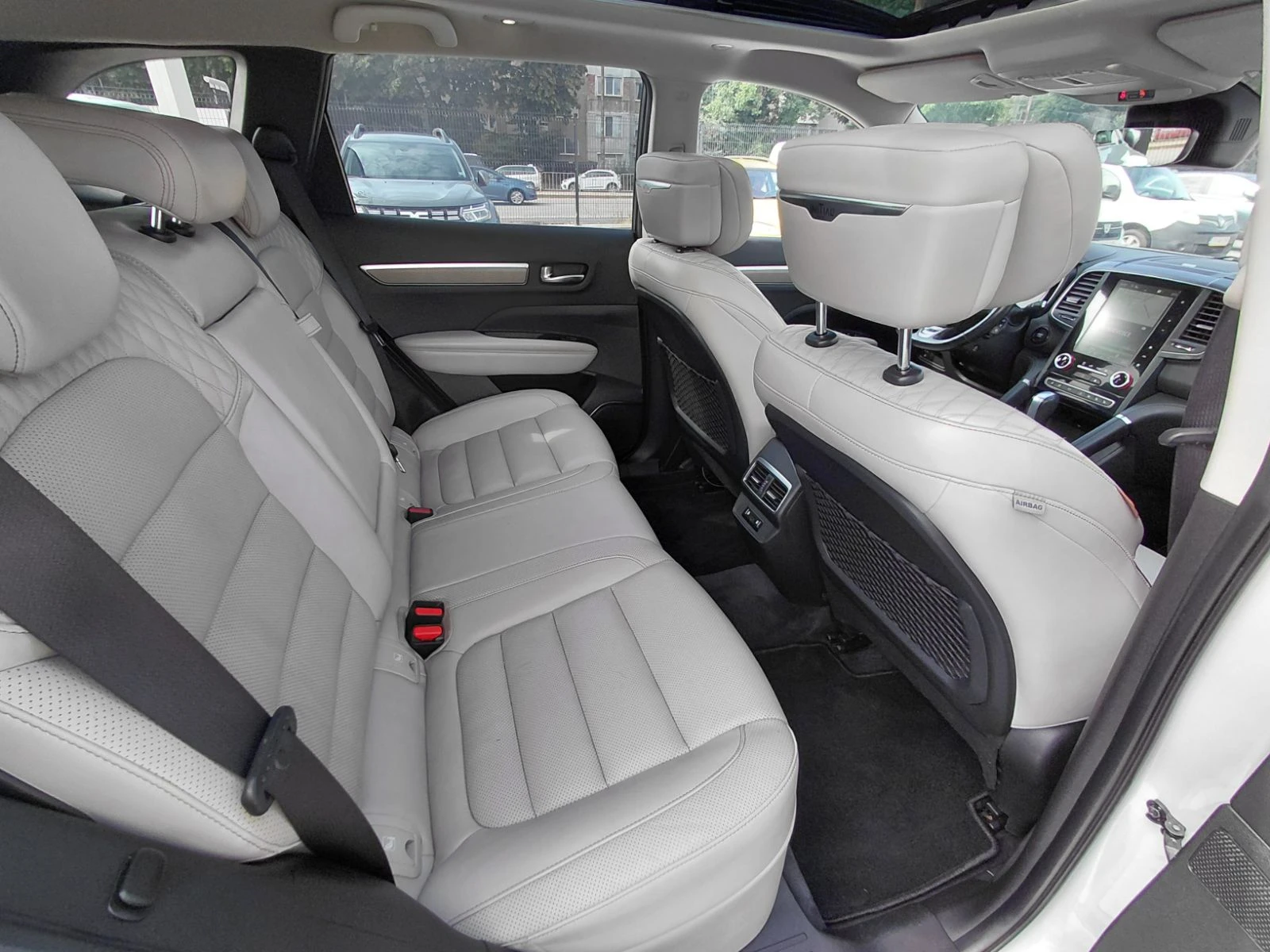 Renault Koleos 2.0 dCi/190к.с./Initiale Paris, снимка 10 - Автомобили и джипове - 55133949