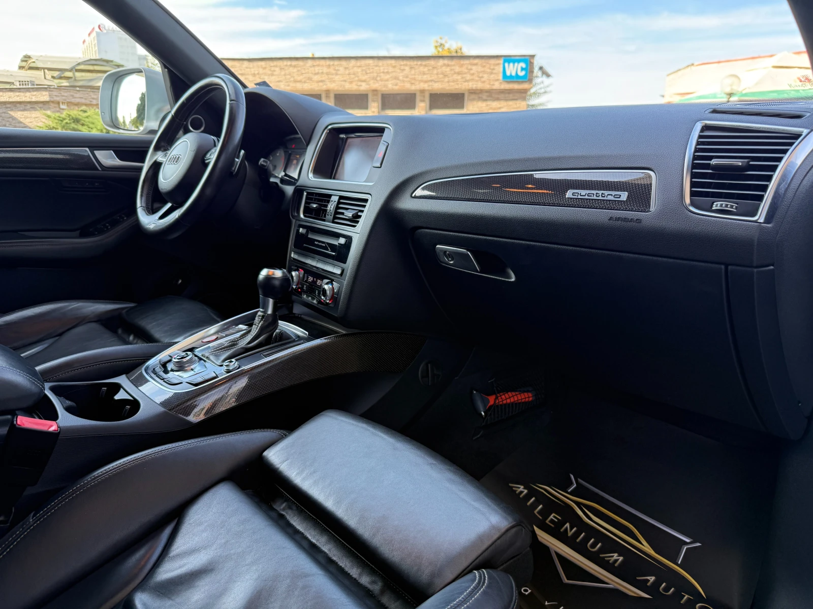 Audi SQ5 6 МЕСЕЦА ГАРАНЦИЯ/3.0Bi TDI 313кс Всички Екстри!!!, снимка 9 - Автомобили и джипове - 55738381