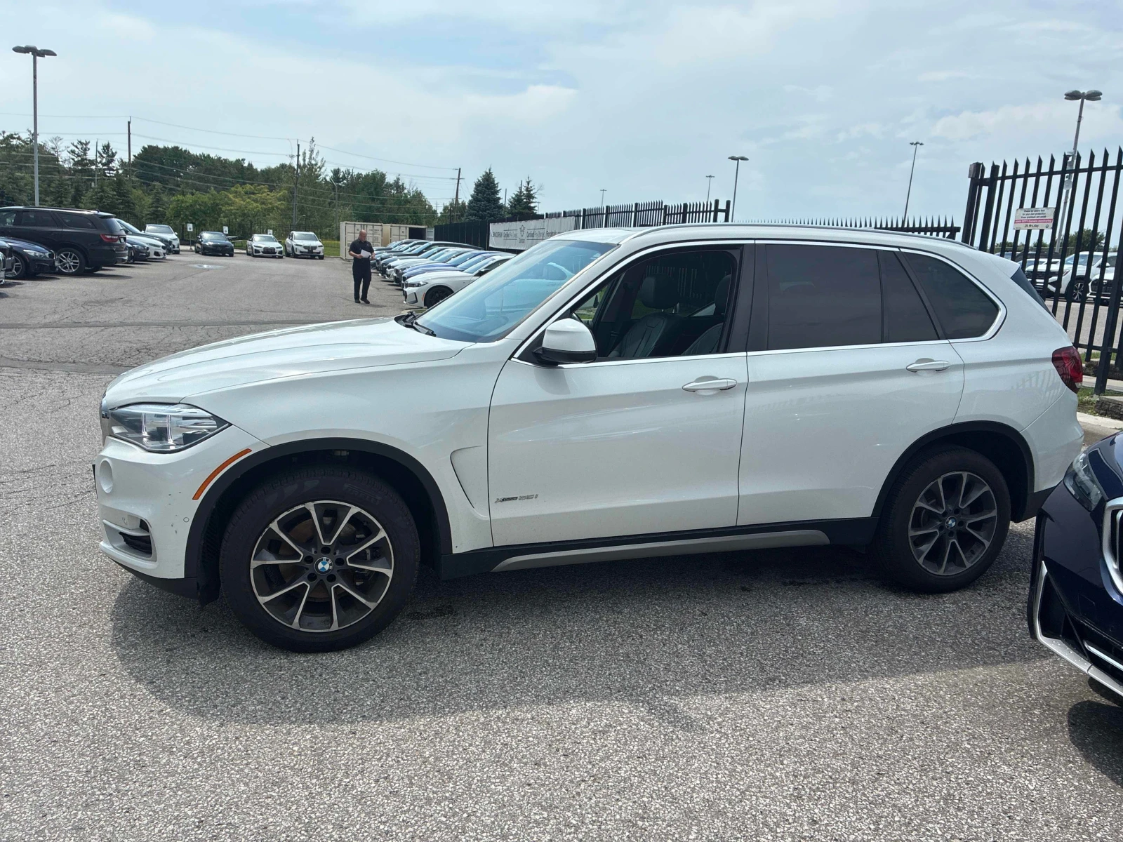 BMW X5 * xDrive35i * АВТОКРЕДИТ БЕЗ ПЪРВОНАЧАЛНА ВНОСКА* , снимка 2 - Автомобили и джипове - 55947116