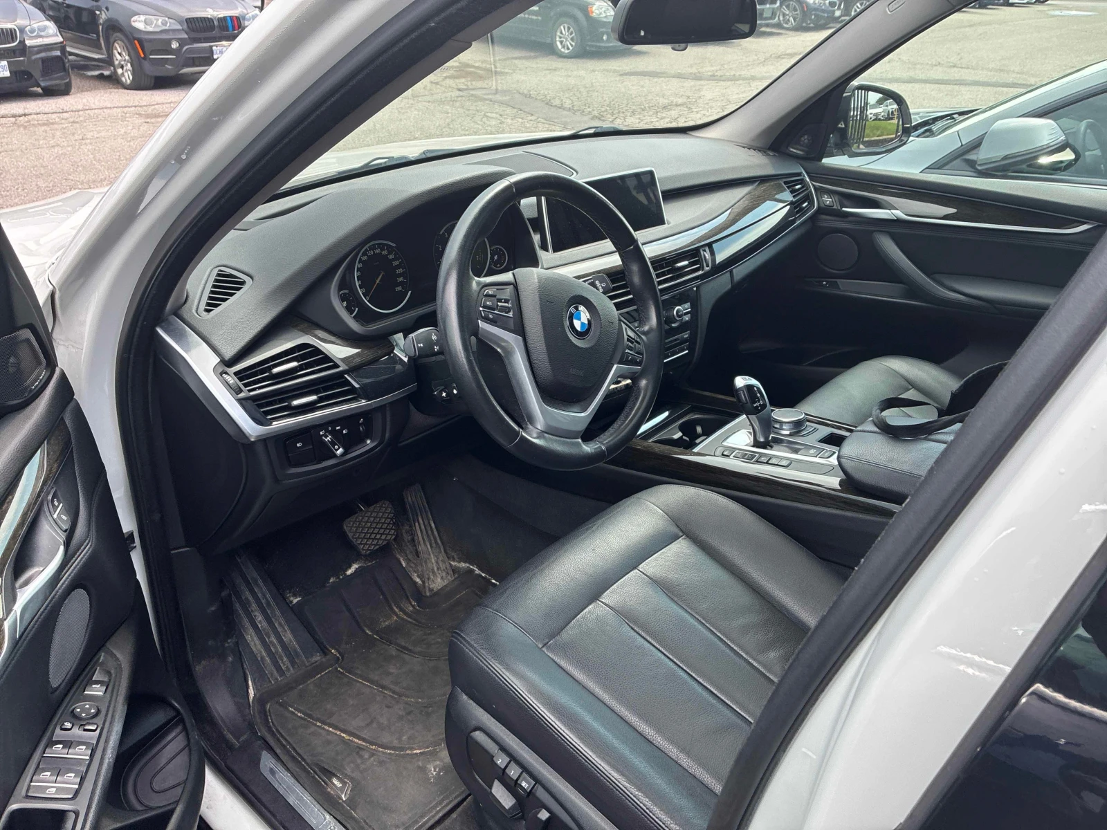 BMW X5 * xDrive35i * АВТОКРЕДИТ БЕЗ ПЪРВОНАЧАЛНА ВНОСКА* , снимка 5 - Автомобили и джипове - 55947116