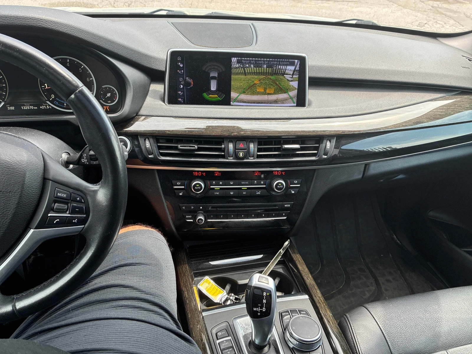 BMW X5 * xDrive35i * АВТОКРЕДИТ БЕЗ ПЪРВОНАЧАЛНА ВНОСКА* , снимка 9 - Автомобили и джипове - 55947116