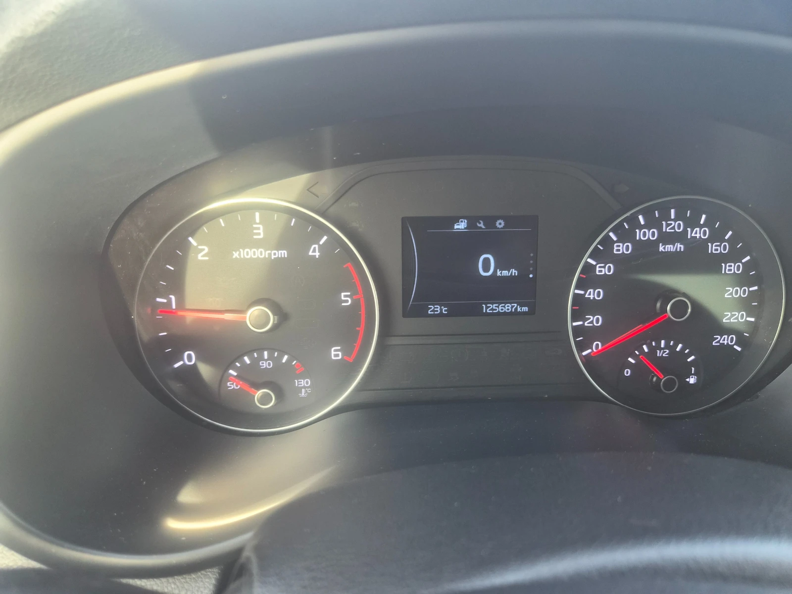 Kia Sportage  1.7 CRDI 116 �.� ����, �����, �������� ������� | Mobile.bg � ����������� 17